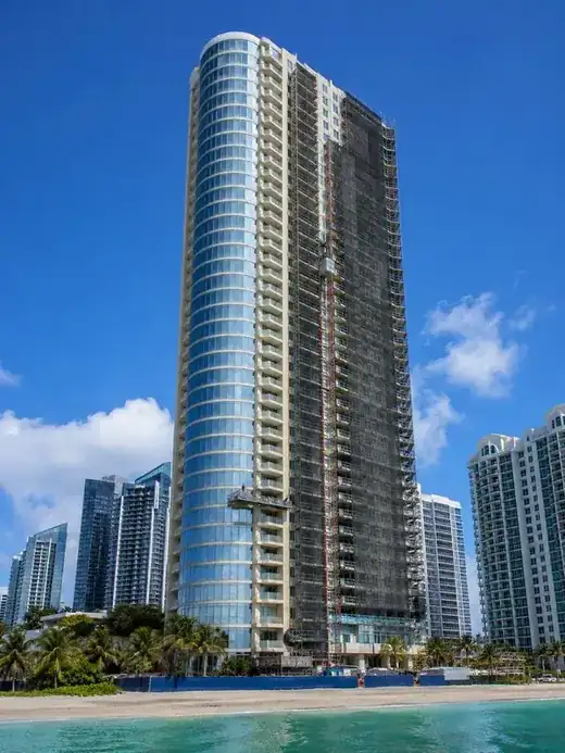 Sunny Isles